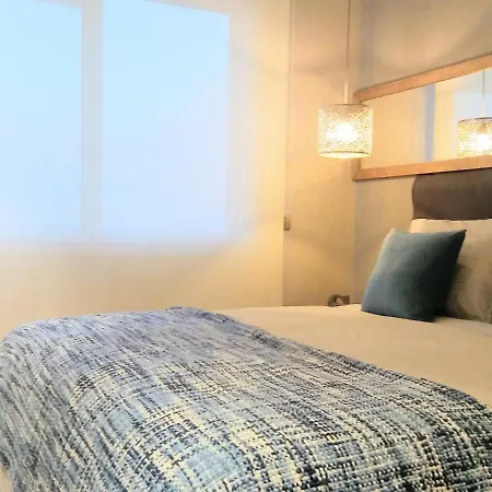 Spaces Sea View Paradise- 2 Bedrooms, 2 Bathrooms, Terrace, Amazing Sea Views Sitges